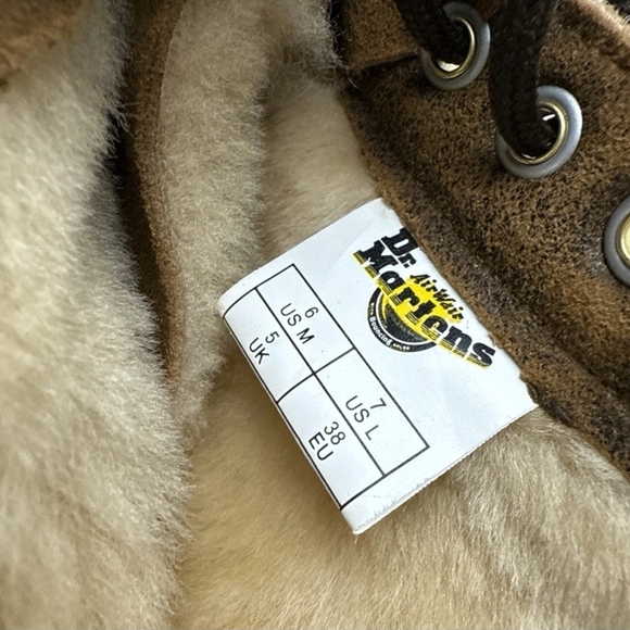 Dr. Martens Brown Leather Fur Lining  Women's Hiking Boots Size 7 - Picture 7 of 10
